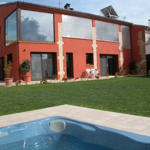 Los Chicos de Lastanosa-hot-tub