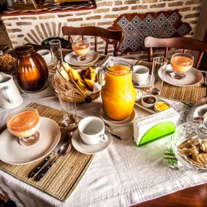 Sabambugi-brazil-breakfast