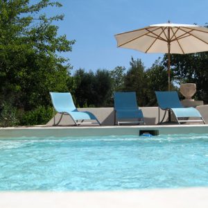 Trulli-Country-Farmhouse-pool