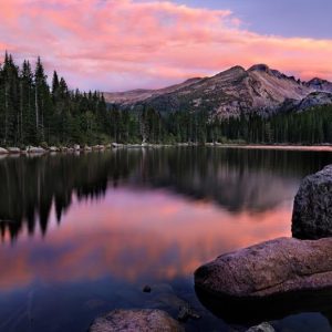 Castle-mtn-lodge-etses-park-colorado
