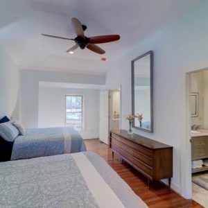 cottage-at-dupont-bedroom