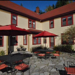 dominion-hill-hot-andrews-patio-gay-friendly