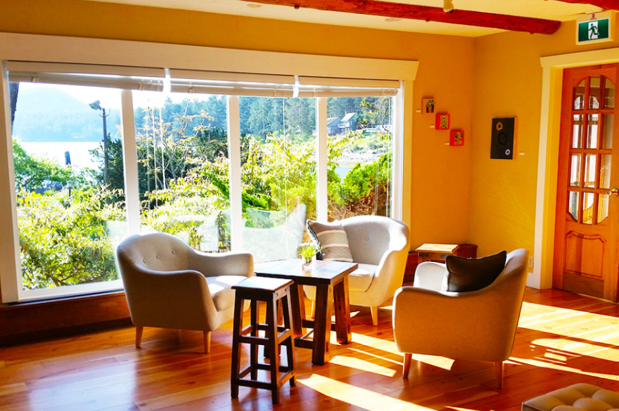 Galiano BC gay friendly oceanfront villas and spa sitting